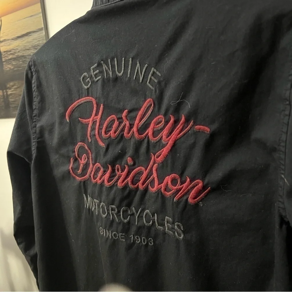 Women's Silver Wing Script Font Solid Twill Shirt Harley Davidson - Picture 2 of 8